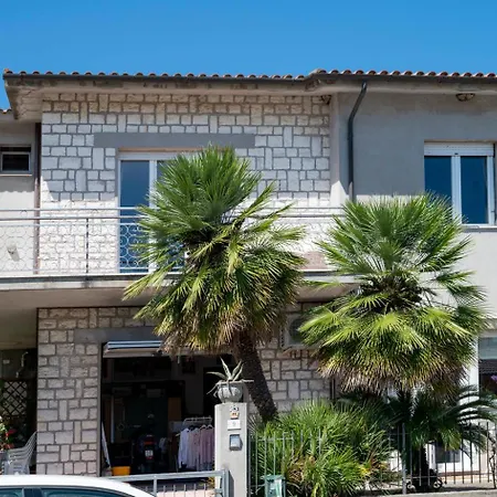 S303 - Sirolo, Ampio Trilocale In Zona Tranquilla * סירולו