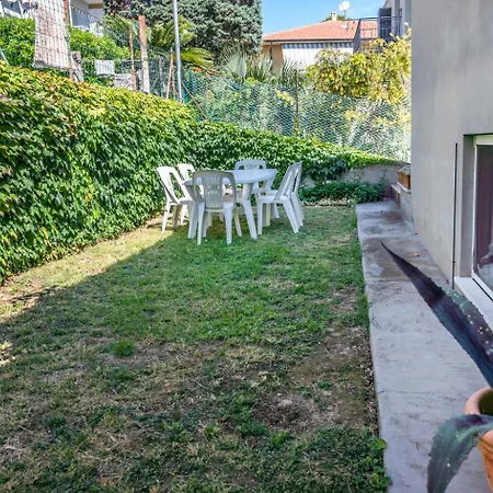 דירה S303 - Sirolo, Ampio Trilocale In Zona Tranquilla