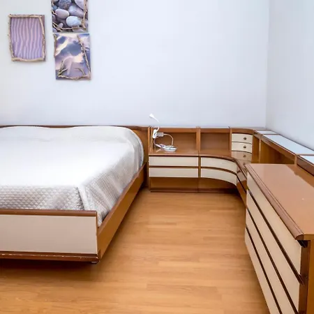 S303 - Sirolo, Ampio Trilocale In Zona Tranquilla 아파트 *