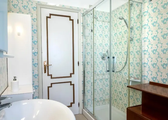 S303 - Sirolo, Ampio Trilocale In Zona Tranquilla Сироло